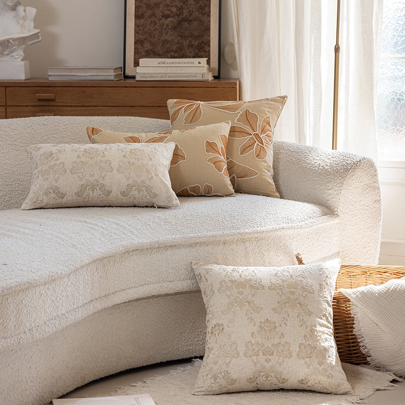 Cojín Bordado Floral — Decoración Sofá